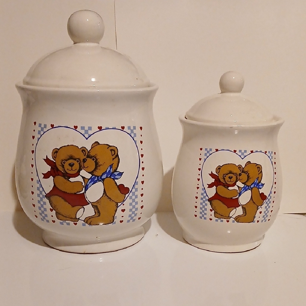 Vintage White Bear Design Canister Set